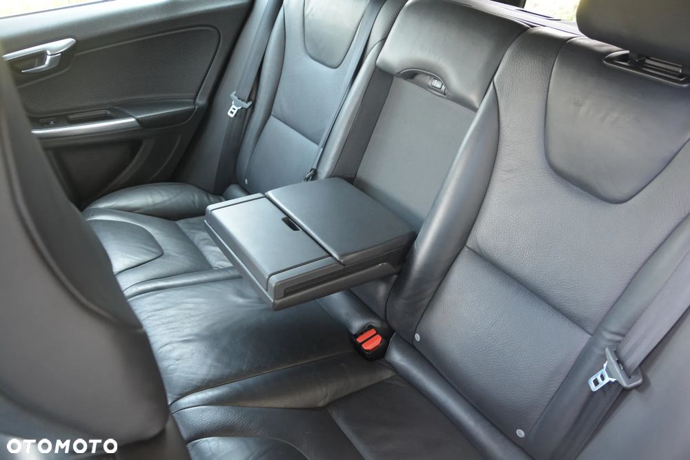 Volvo V60 - 19