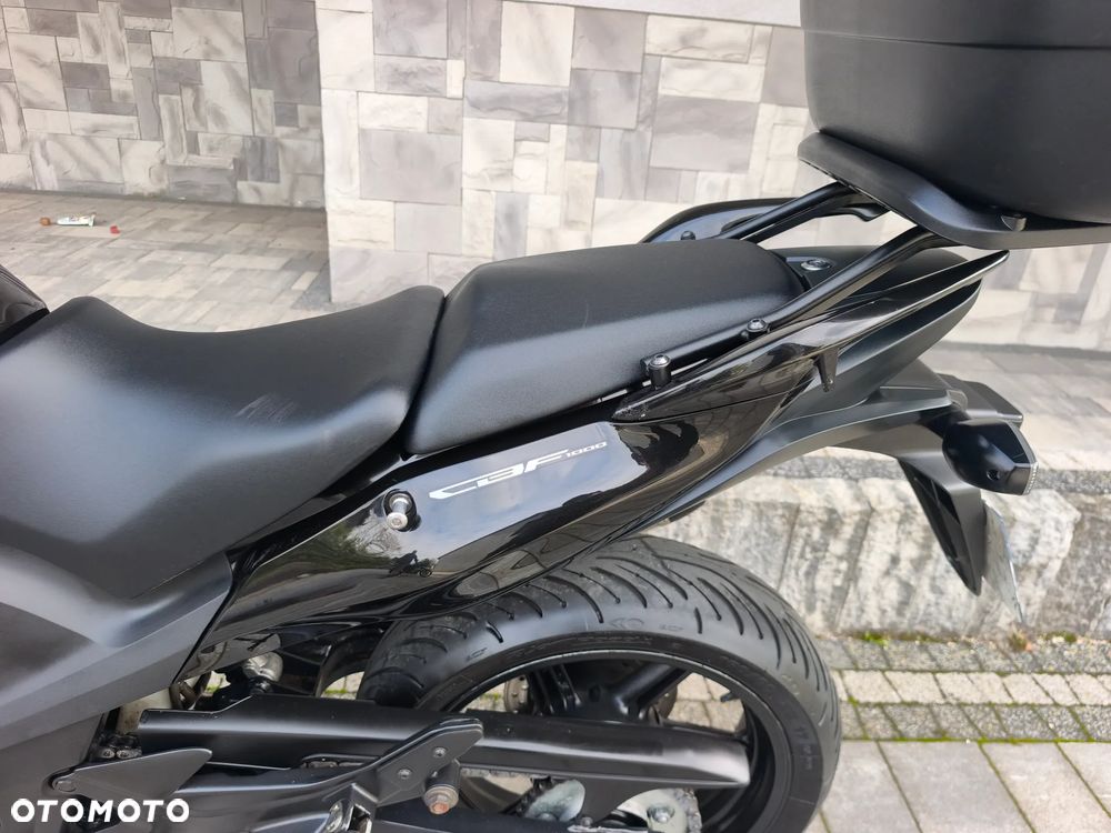 Honda CBF - 24