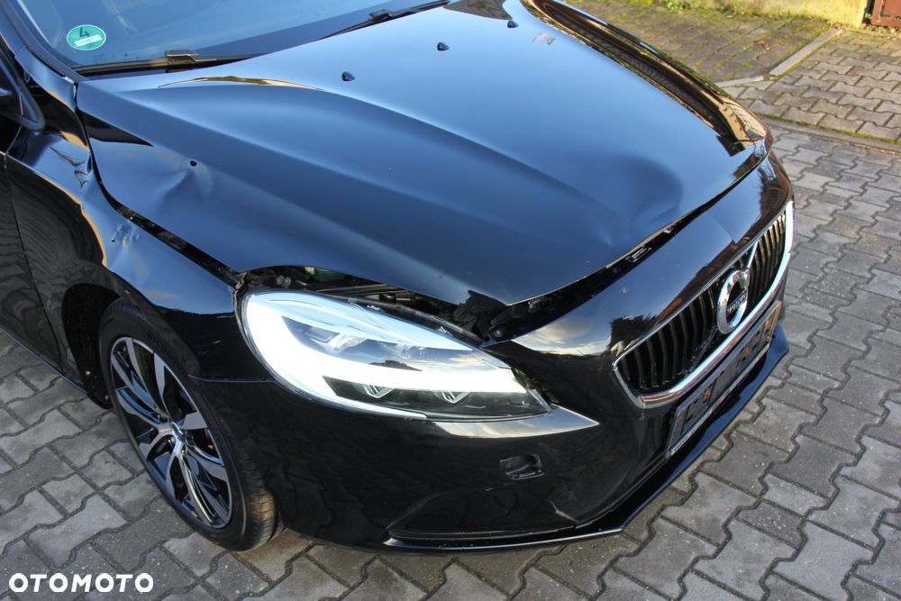 Volvo V40 T2 Momentum - 9