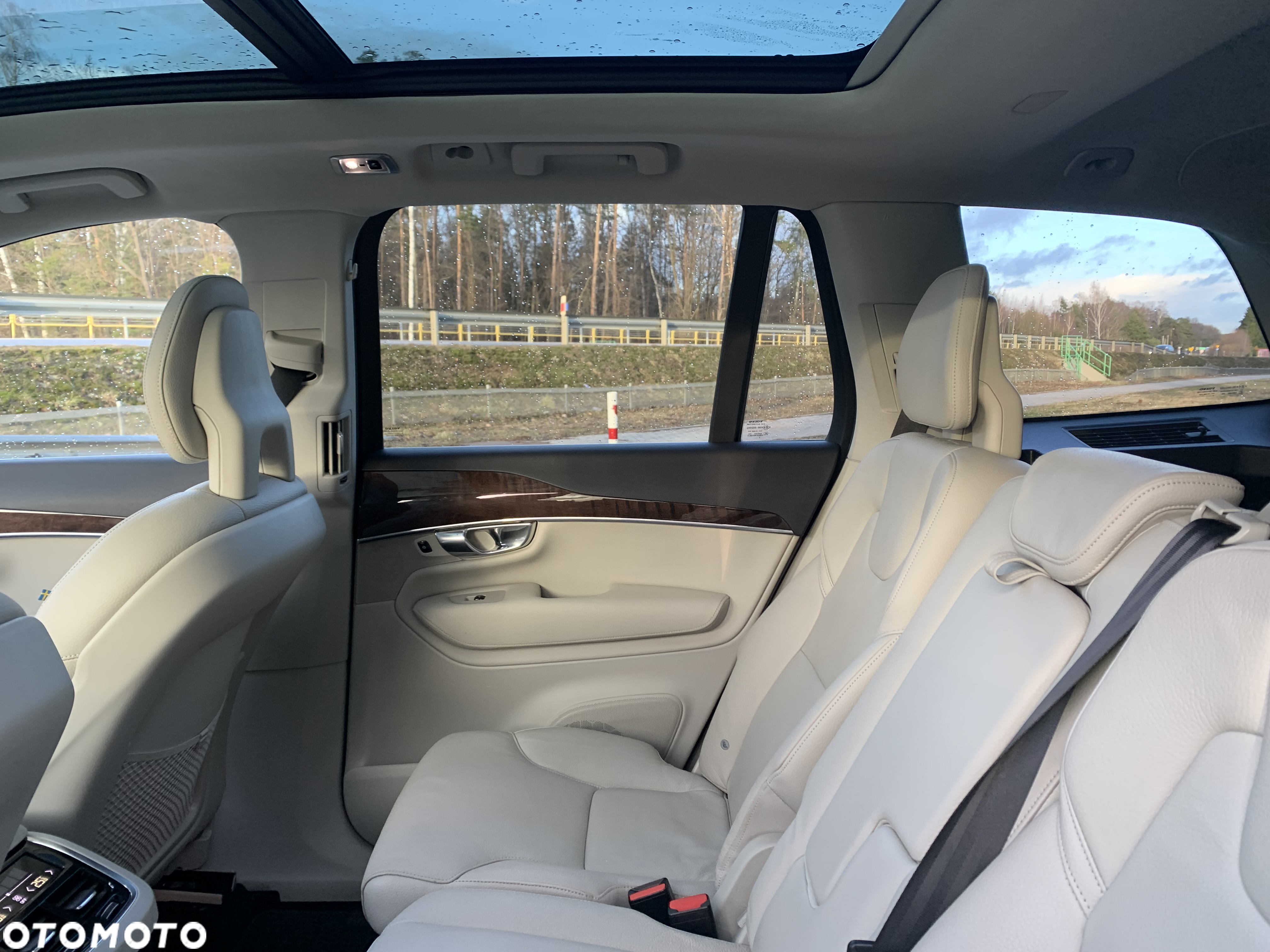 Volvo XC 90 T6 AWD Geartronic Momentum - 26