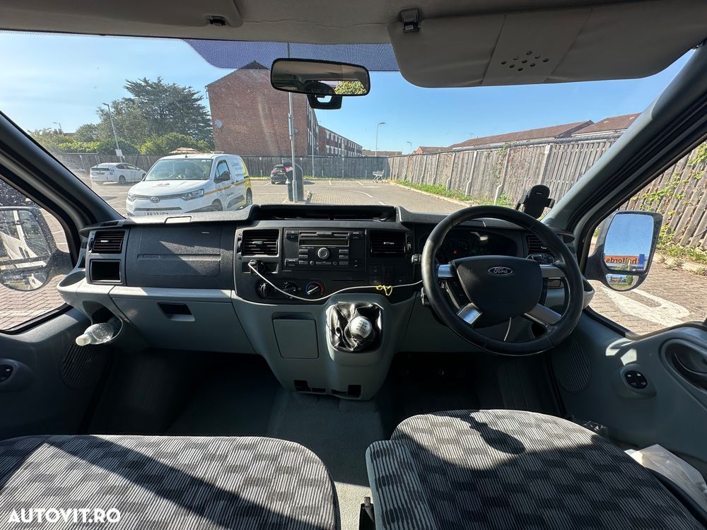 Ford Transit Turneo - 12