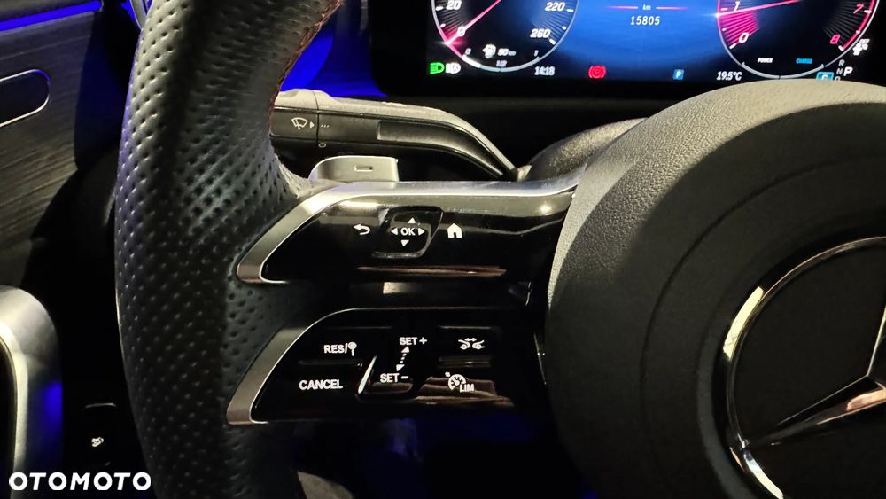 Mercedes-Benz CLA 200 AMG Line 7G-DCT - 15