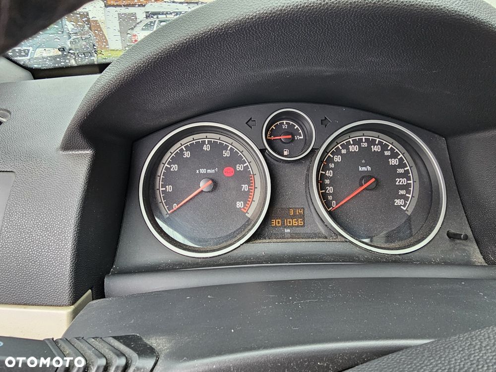 Opel Astra - 8