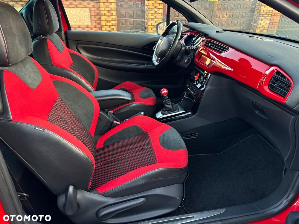 Citroën DS3 HDi 110 FAP SportChic - 8