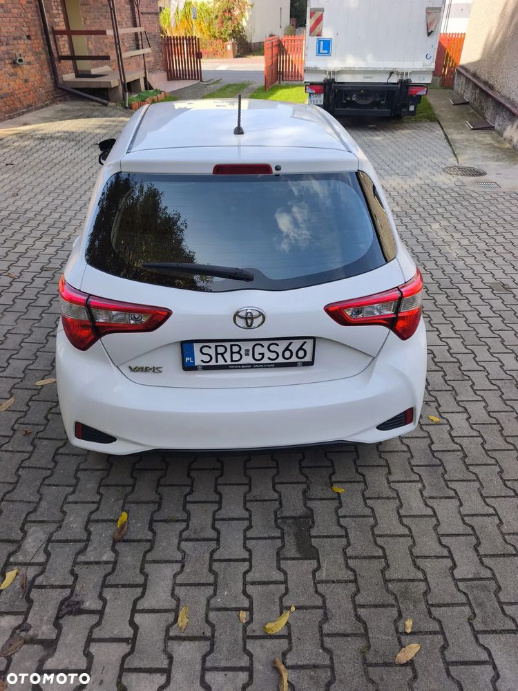 Toyota Yaris 1.5 Active - 2