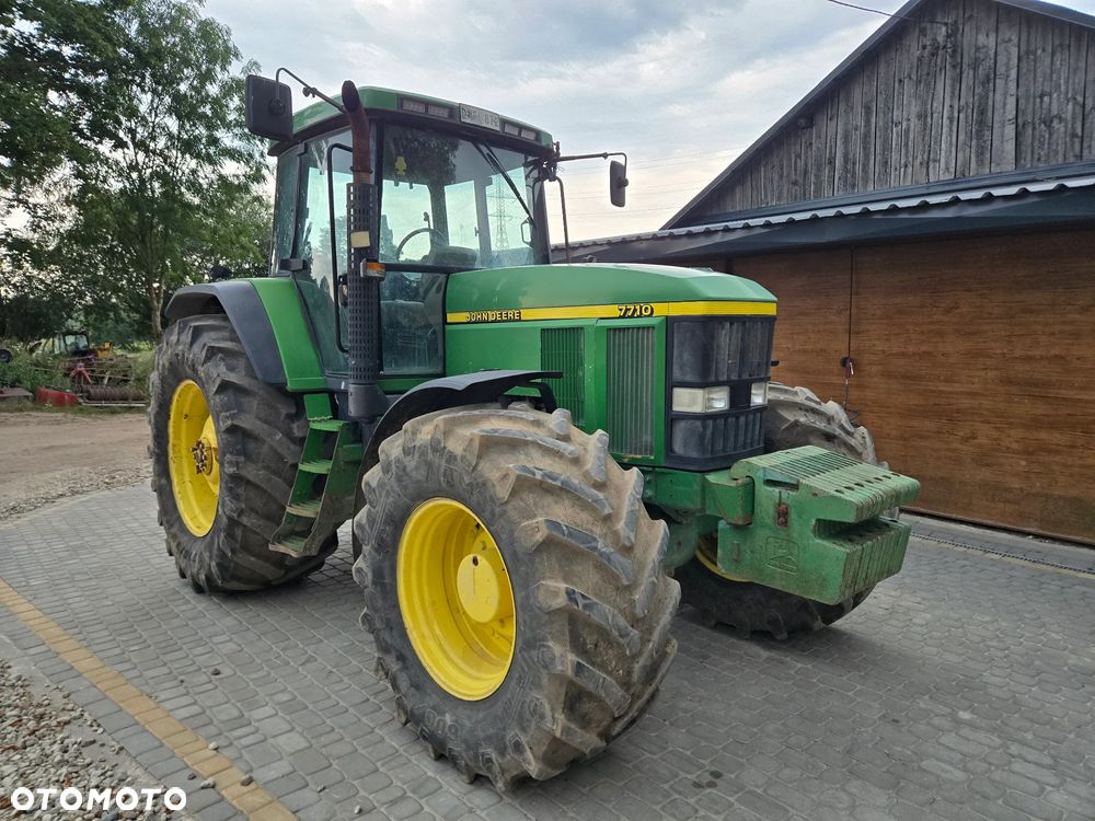 John Deere 7710 - 2