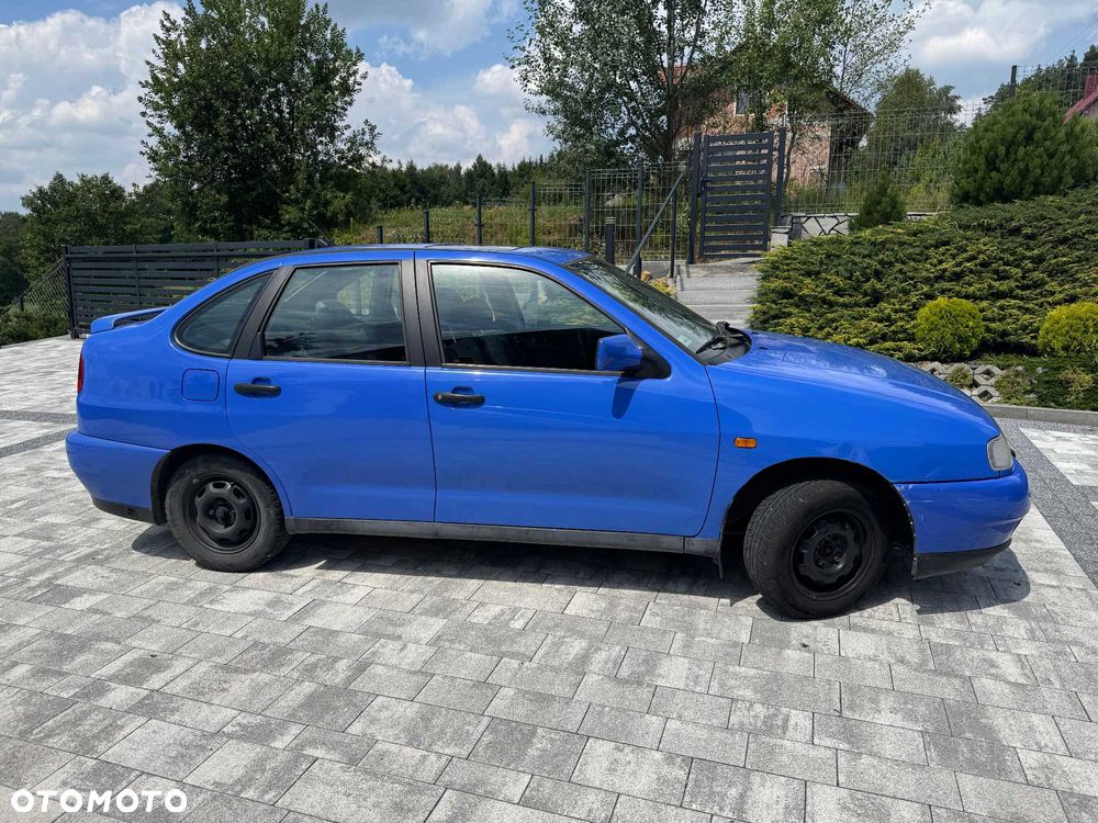 Seat Cordoba - 1