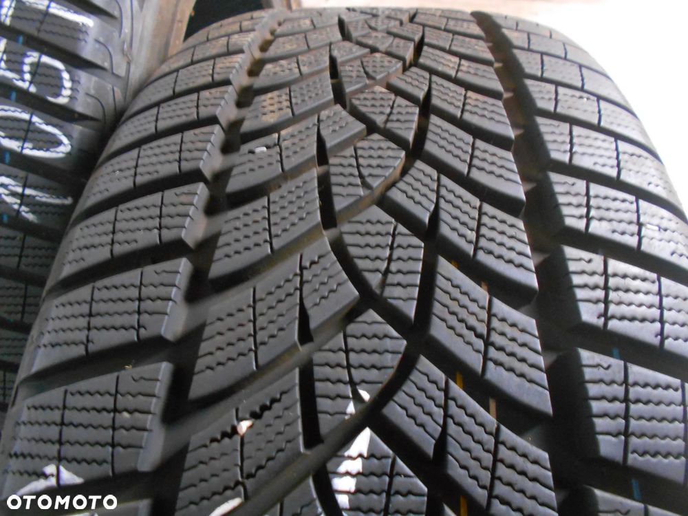 OPONY 255/45R20 GOODYEAR ULTRAGRIP PERFORMANCE + DOT 3025 8.5MM - 3