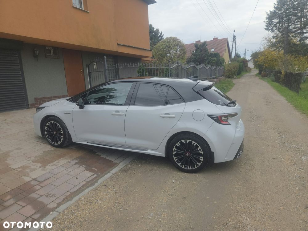 Toyota Corolla - 5