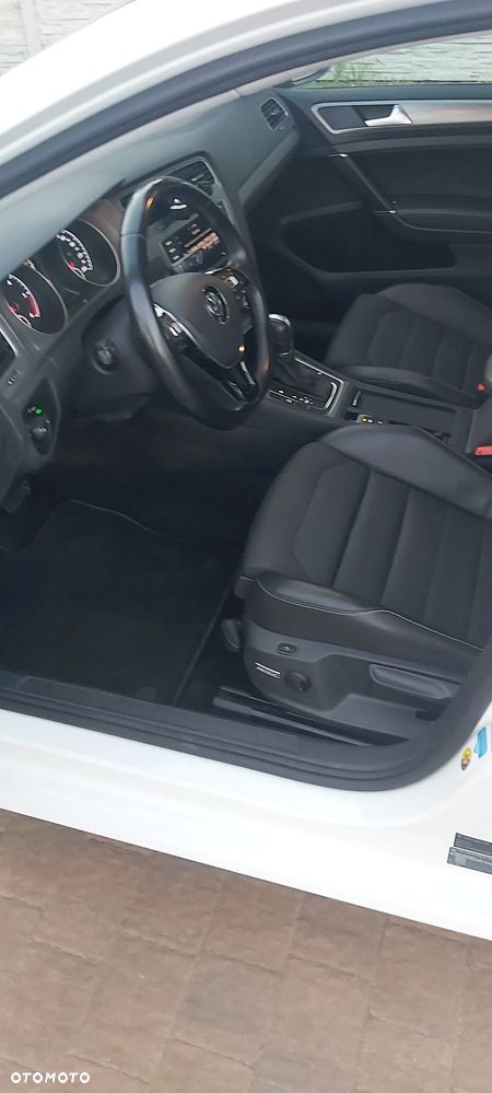 Volkswagen Golf - 13