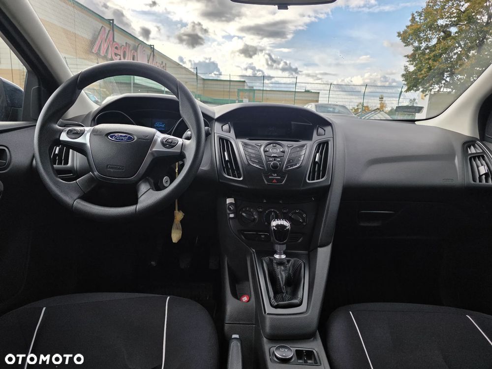 Ford Focus 1.6 TDCi Ambiente Start - 6