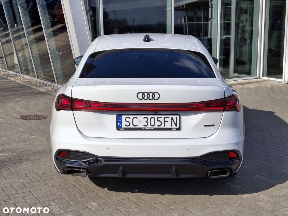 Audi A5 Limousine - 6