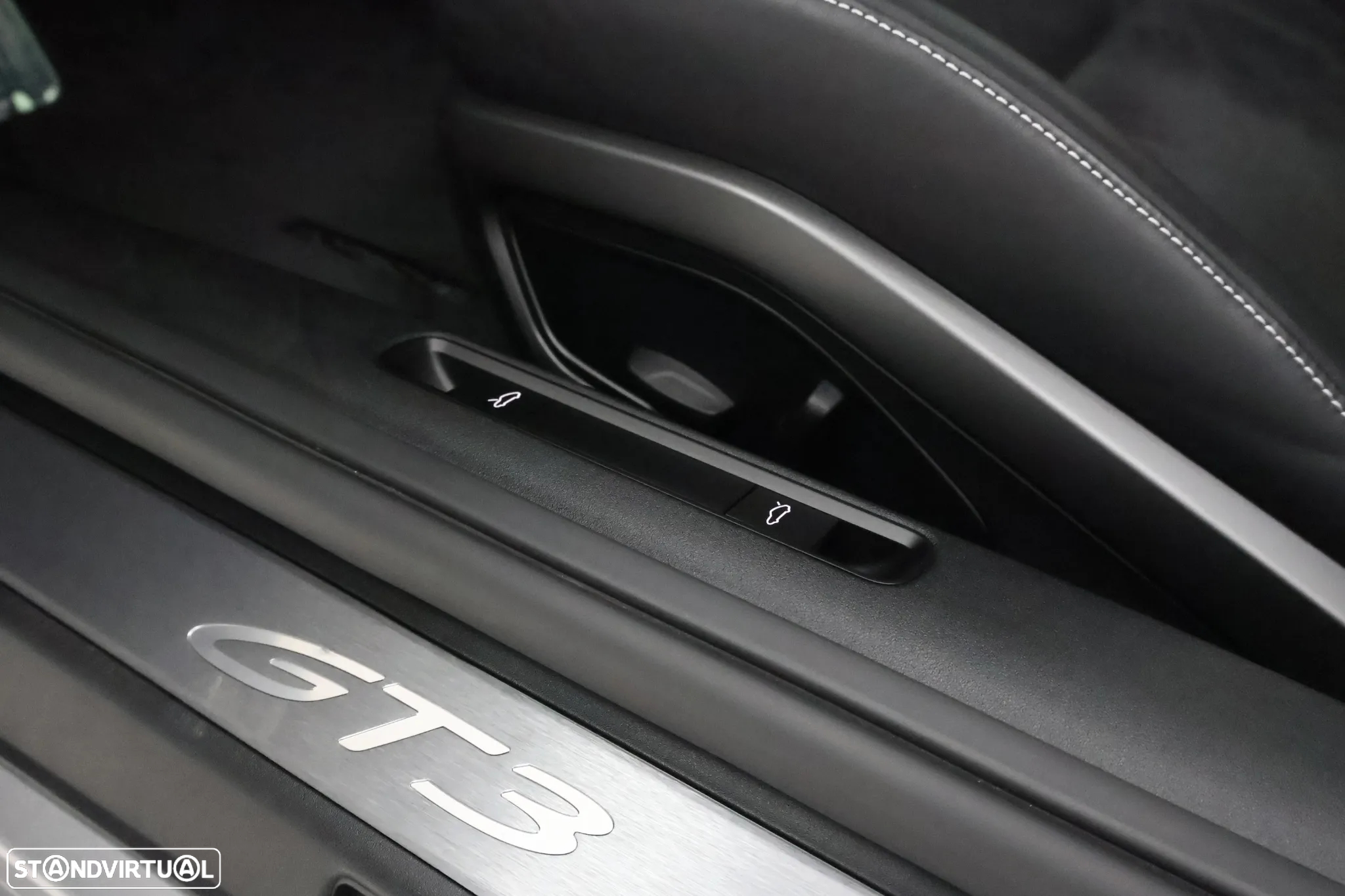 Porsche 911 (992) GT3 PDK - 16