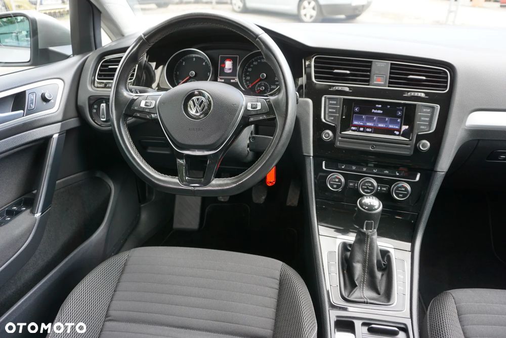 Volkswagen Golf 2.0 TDI BlueMotion Technology Cup - 14