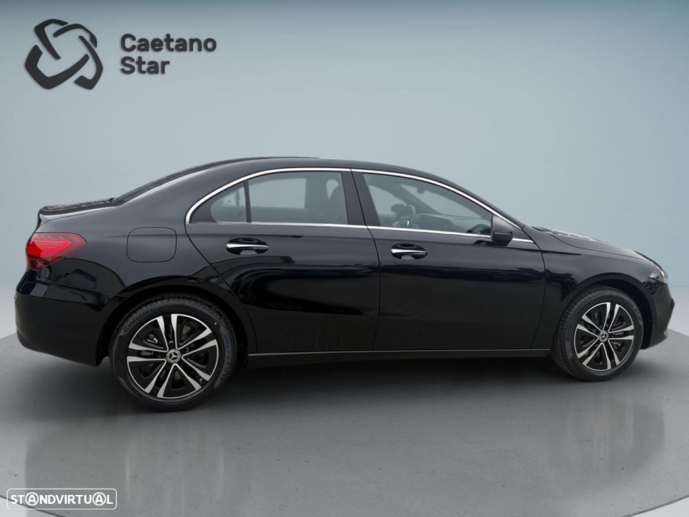 Mercedes-Benz A 250 Limousine e - 11