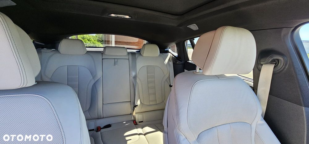 BMW X6 - 18