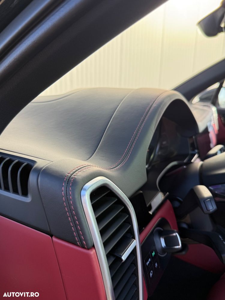 Porsche Cayenne Tiptronic S Platinum Edition - 21