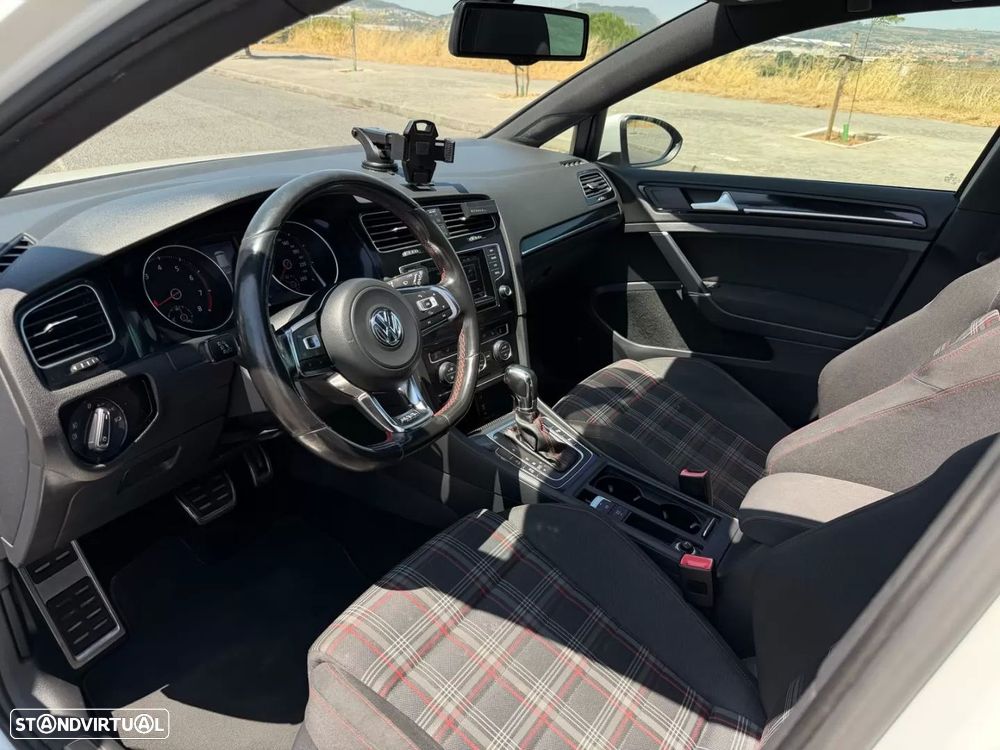 VW Golf 2.0 TSi GTi DSG Performance - 9