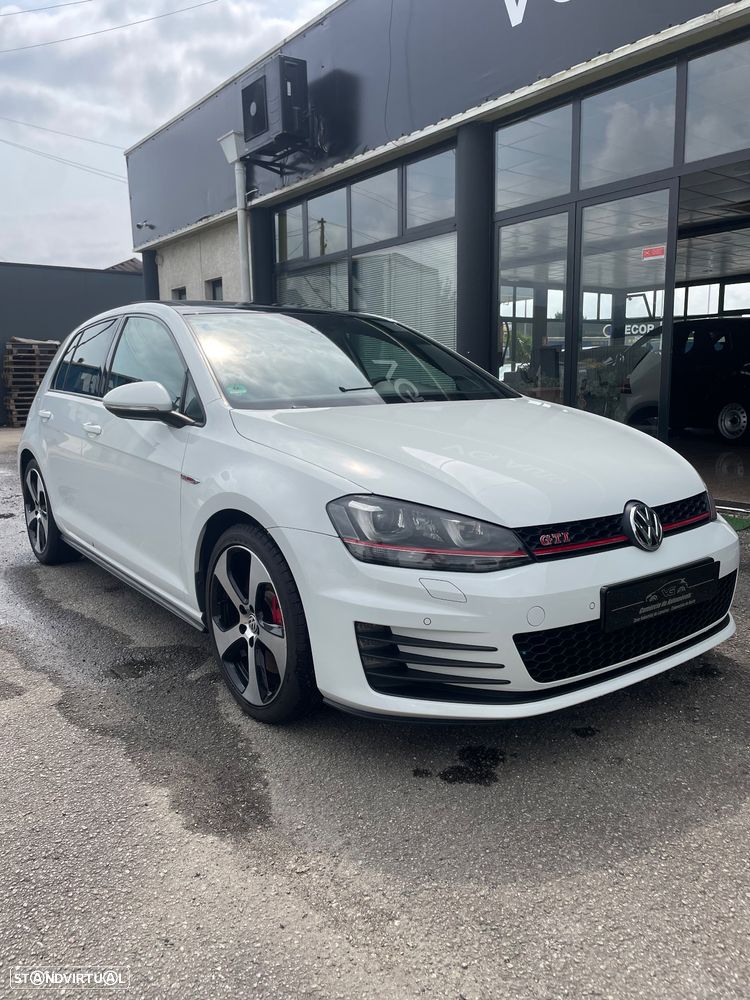 VW Golf 2.0 TSi GTi DSG Performance - 2