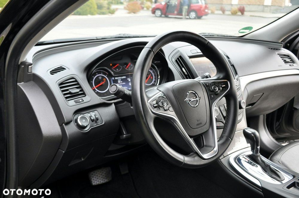 Opel Insignia - 22