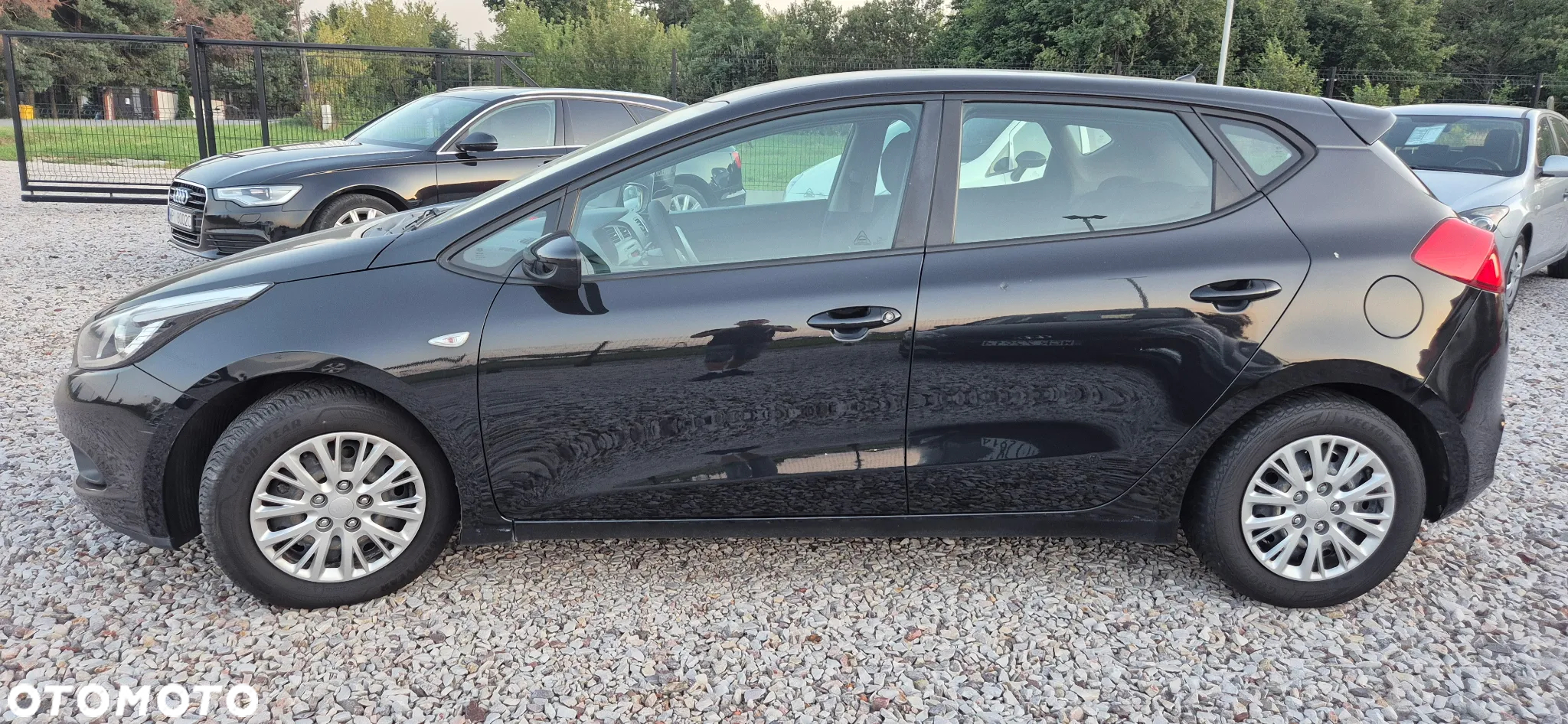 Kia Ceed 1.4 CVVT Dream Team Edition - 10