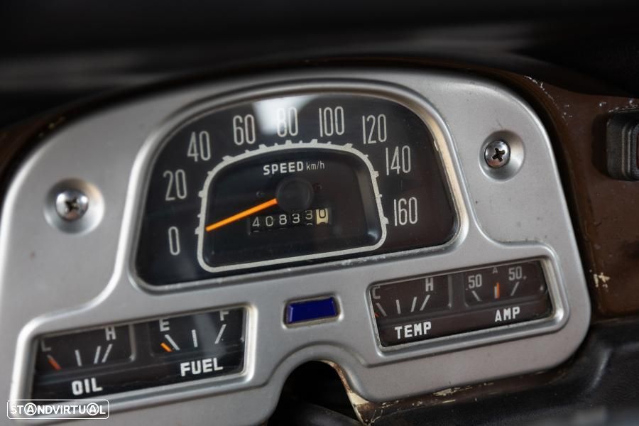 Toyota Land Cruiser - 46