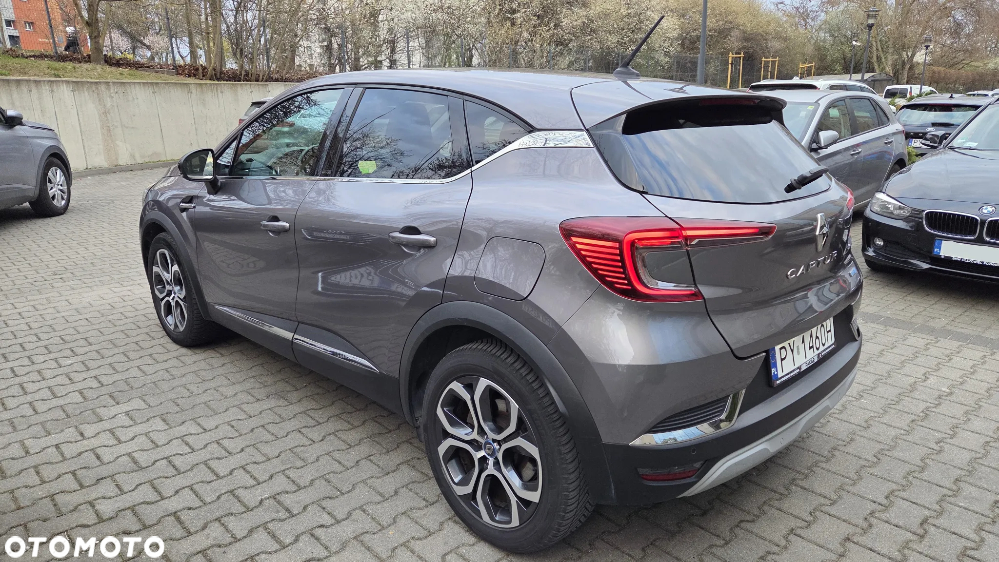 Renault Captur 1.6 E-TECH Plug-In Intens - 5