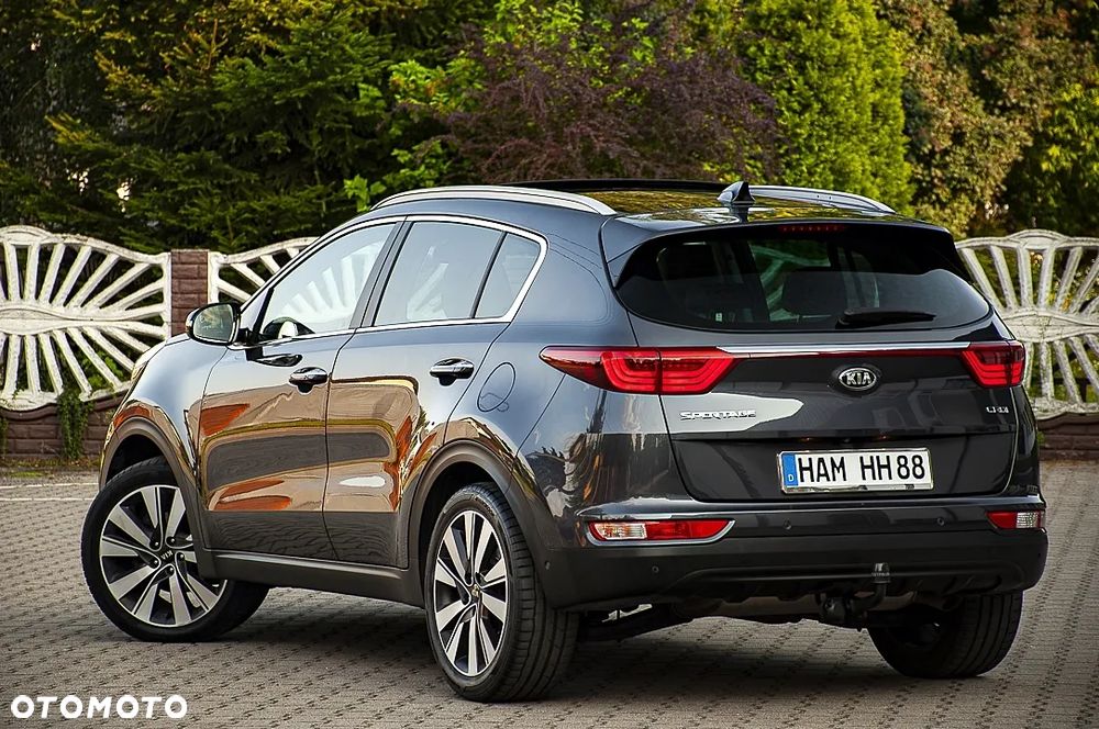 Kia Sportage 2,0 CRDI AWD Platinum - 8