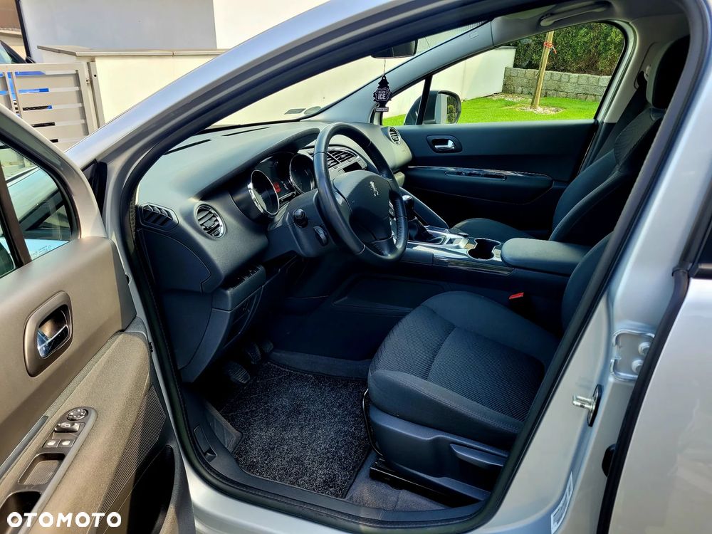 Peugeot 3008 120 VTi Access - 17