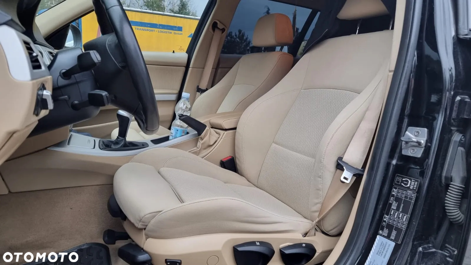 BMW Seria 3 318d - 11