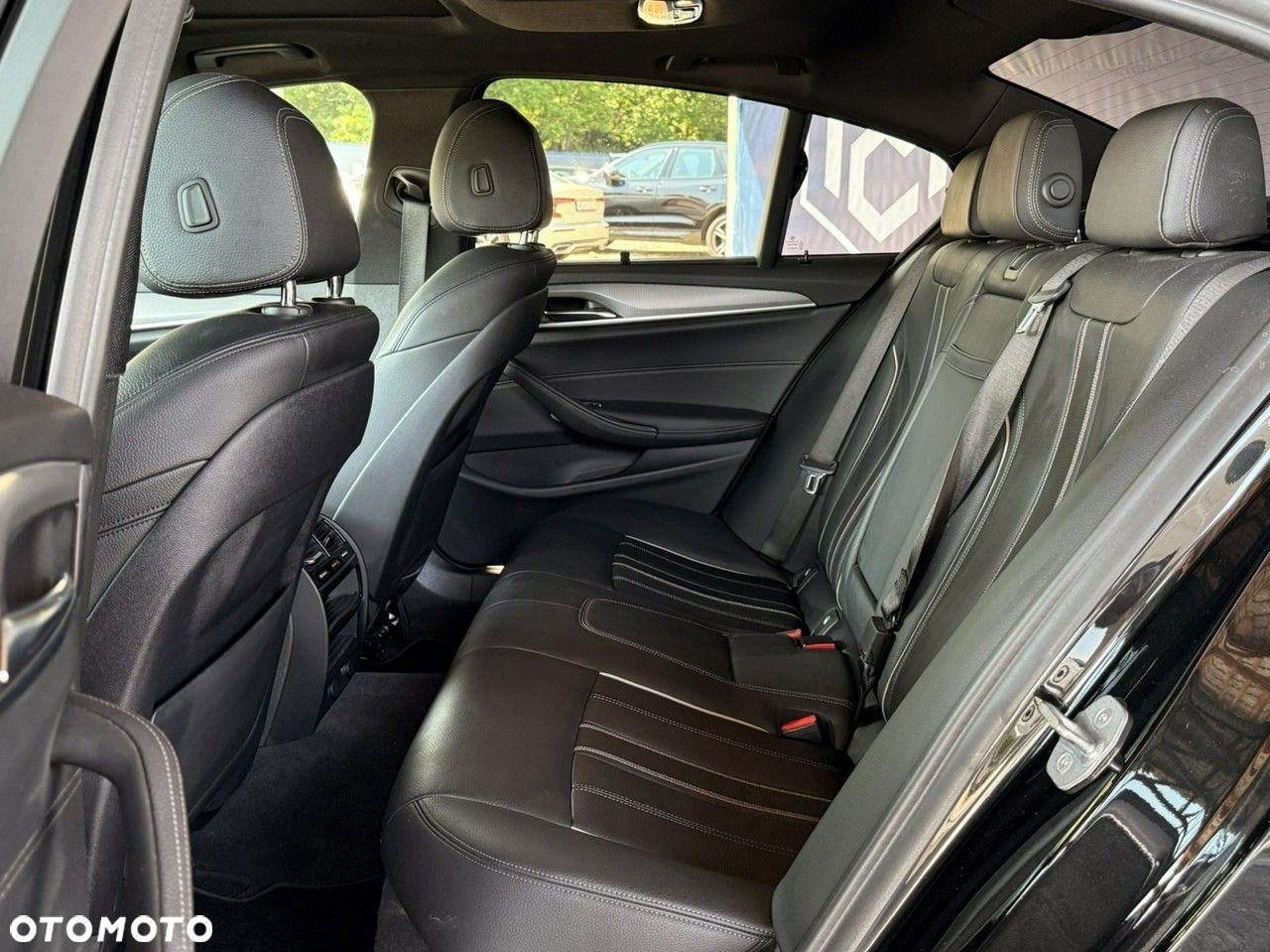 BMW Seria 5 530e iPerformance GPF M Sport sport - 16