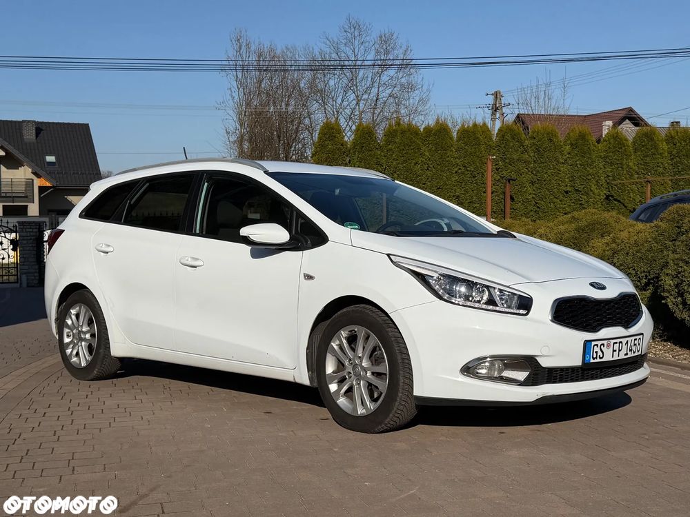 Kia Ceed 1.6 GDI Spirit - 10