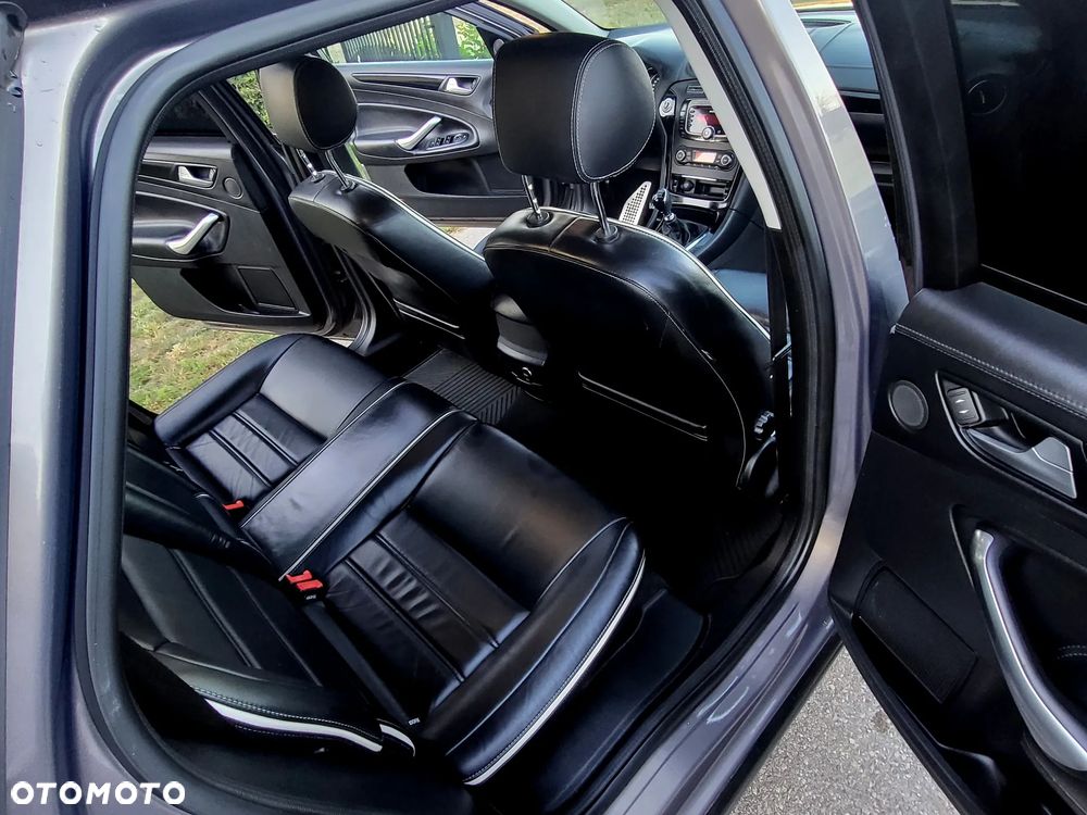 Ford Mondeo 2.0 TDCi Titanium LXS - 23