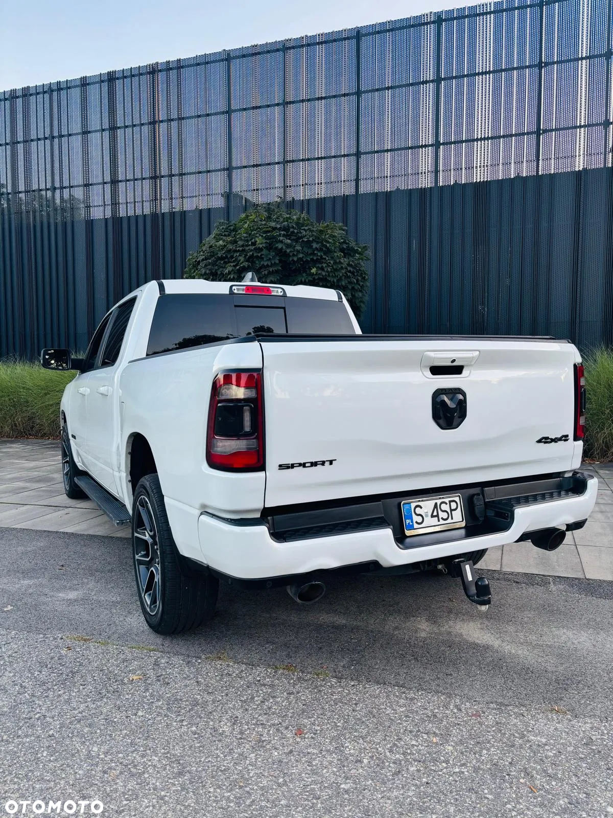 Dodge RAM 1500 5.7 4x4 - 2