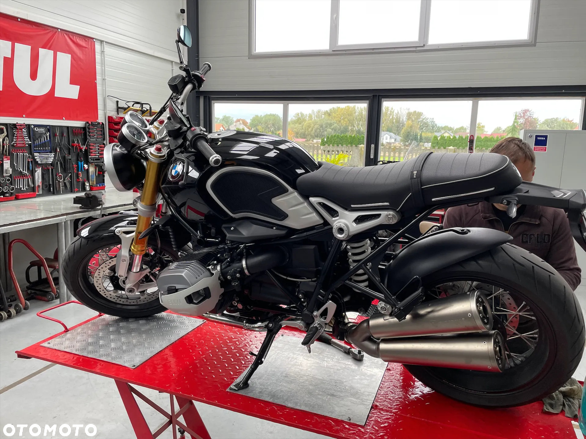 BMW R - 22
