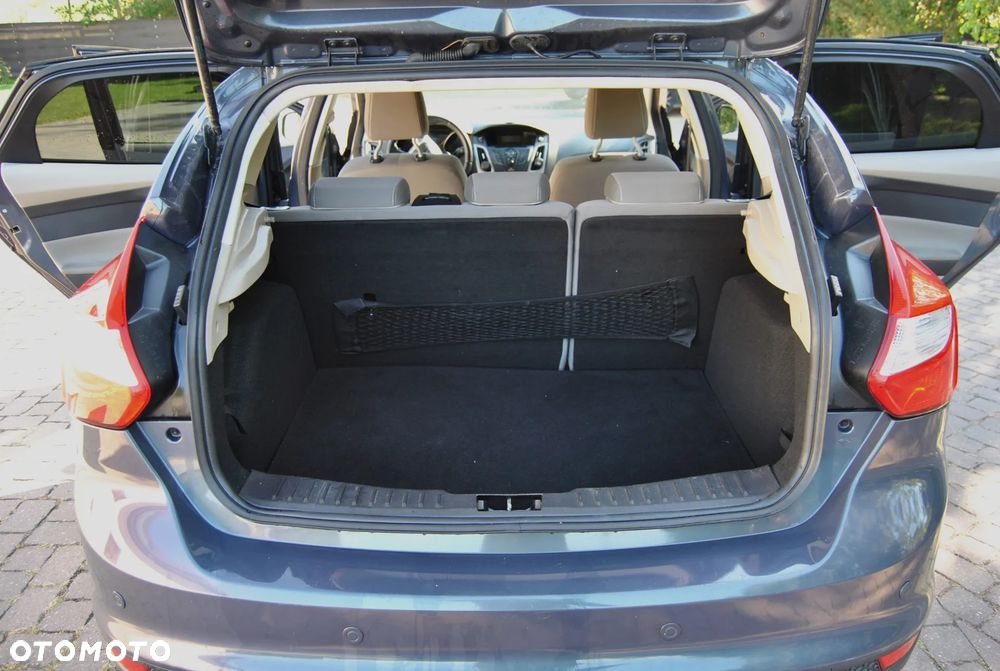 Ford Focus - 12