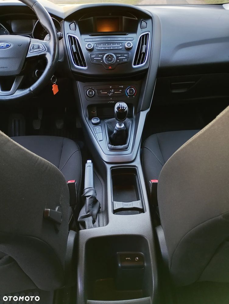 Ford Focus 1.5 TDCi Trend - 8