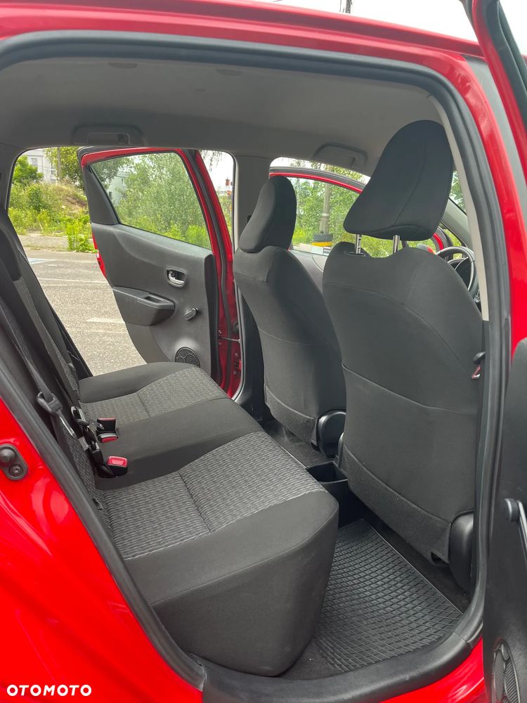 Toyota Yaris 1.33 Premium - 12