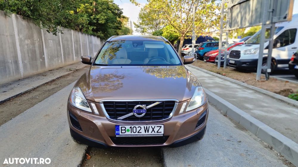 Volvo XC 60 D3 2.4D AWD AT6 Kinetic - 13