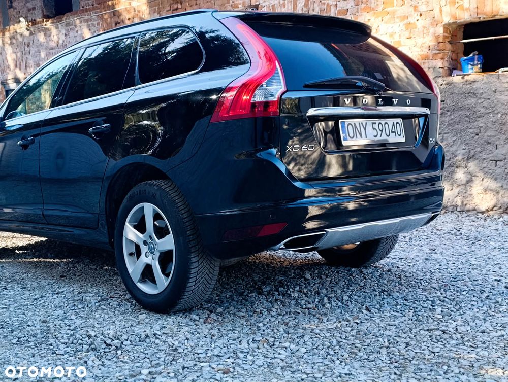 Volvo XC 60 D4 Momentum - 5