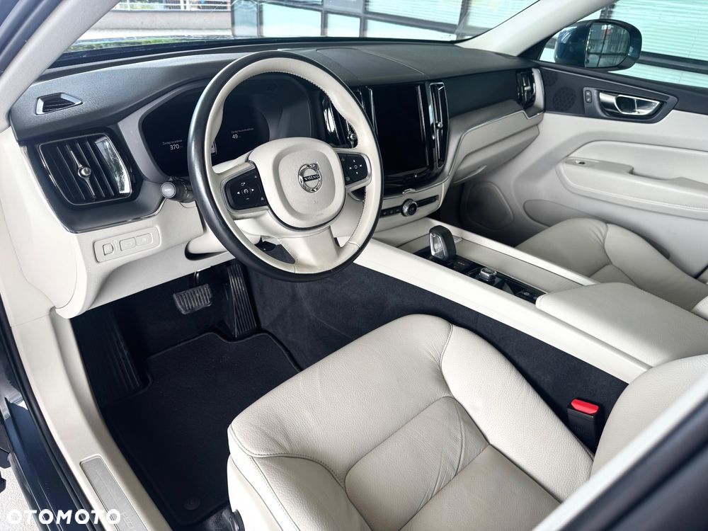 Volvo XC 60 T6 AWD Recharge Geartronic Inscription - 7