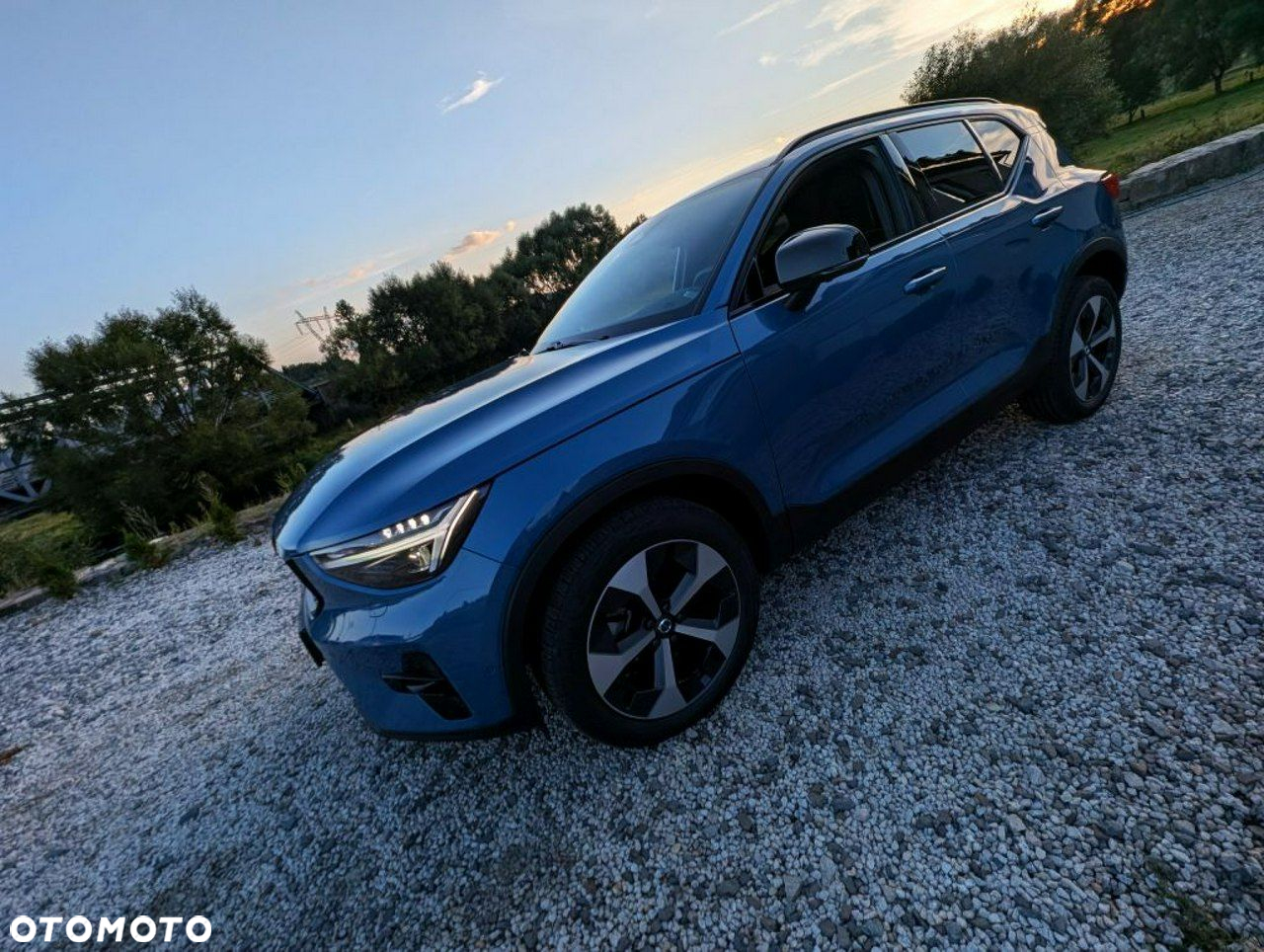 Volvo XC 40 B3 Plus Dark - 16
