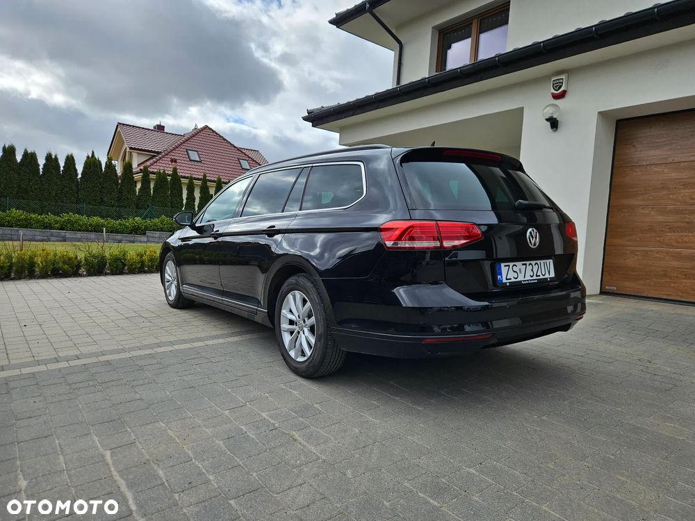Volkswagen Passat 2.0 TDI SCR DSG Business - 8