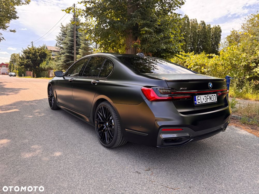 BMW Seria 7 750i xDrive - 7