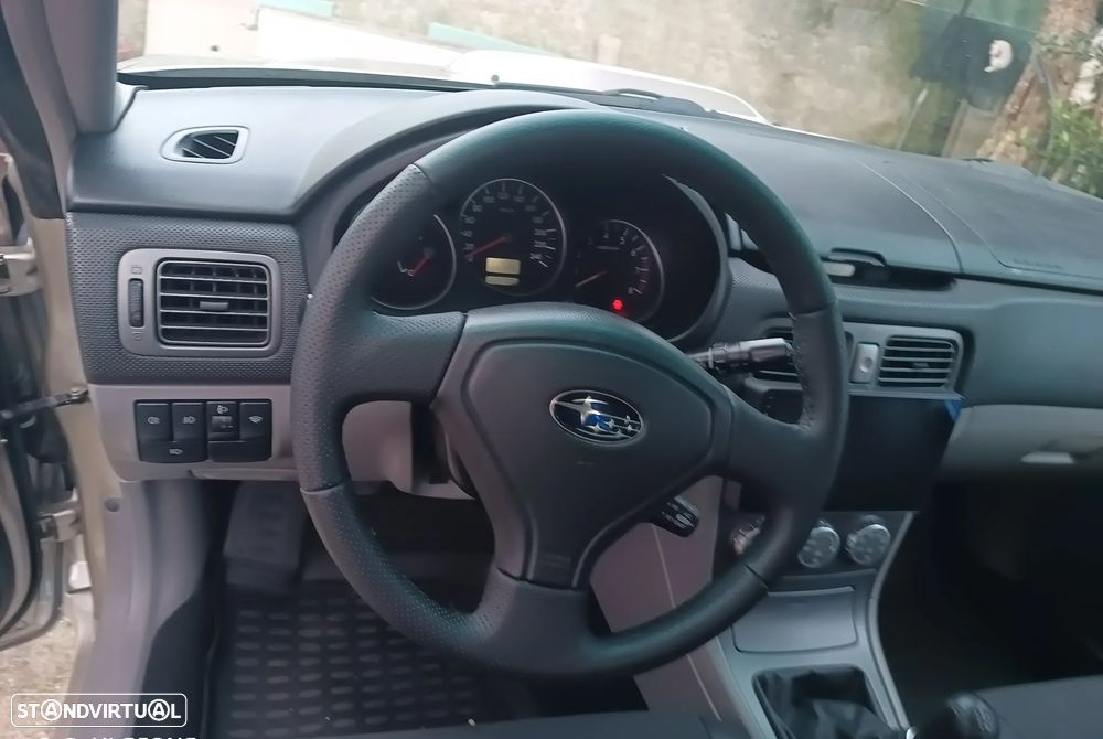 Subaru Forester 2.0 X - 1