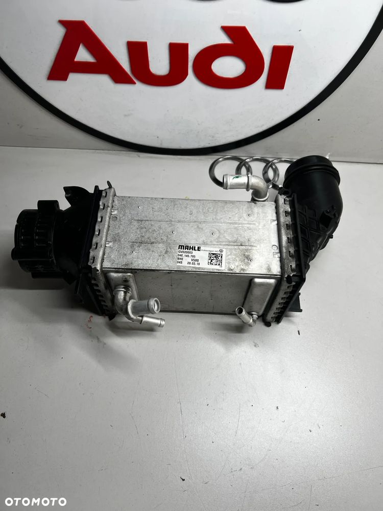Chłodnia intercooler VW GOLF skoda AUDI 04E906051J IDEALNY - 1