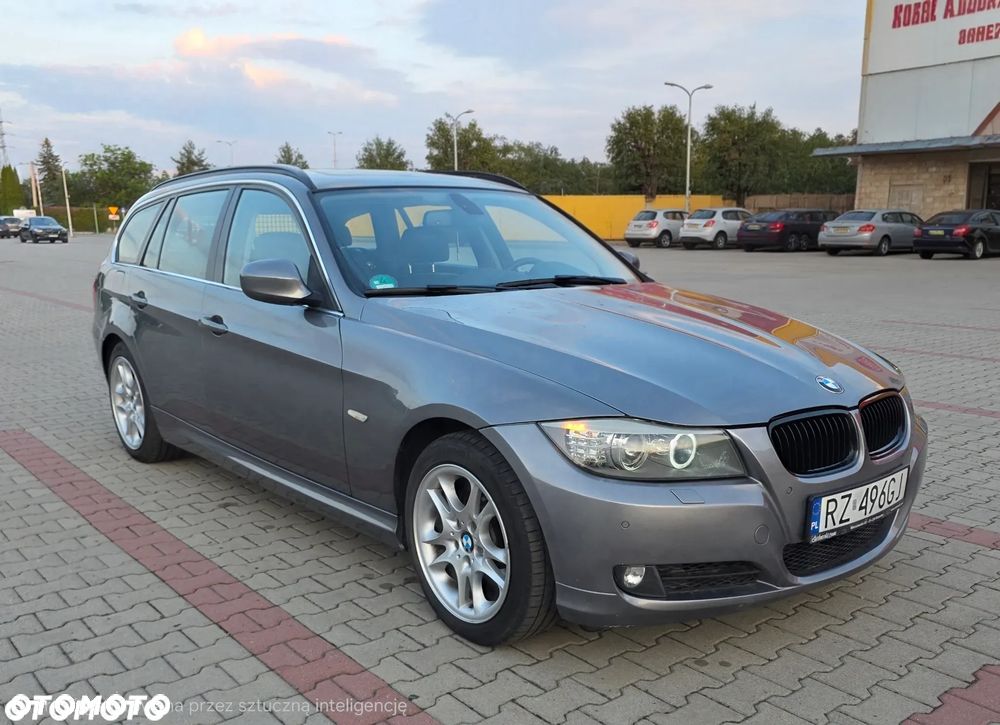 BMW Seria 3 330d xDrive - 10