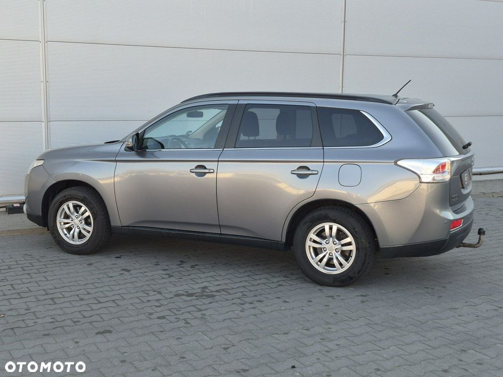 Mitsubishi Outlander - 20