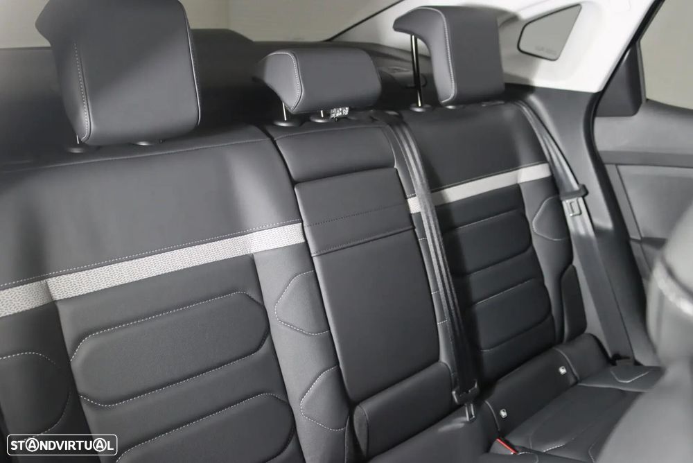 Citroën e-C4 X 50 kWh Shine - 30