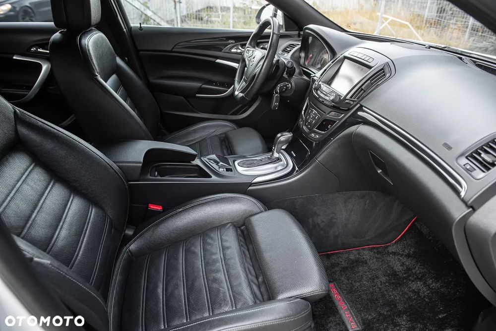 Opel Insignia - 31